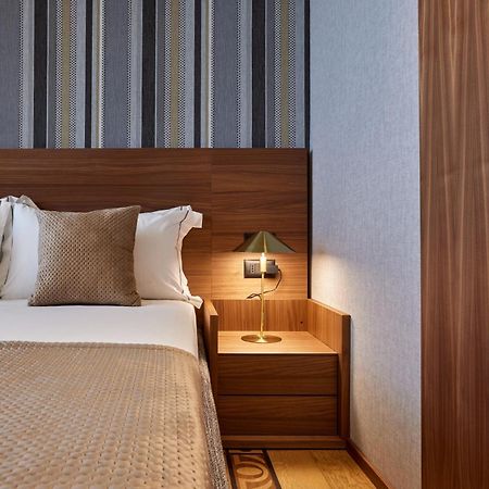 Vlorë Valis Luxury Hotel מראה חיצוני תמונה