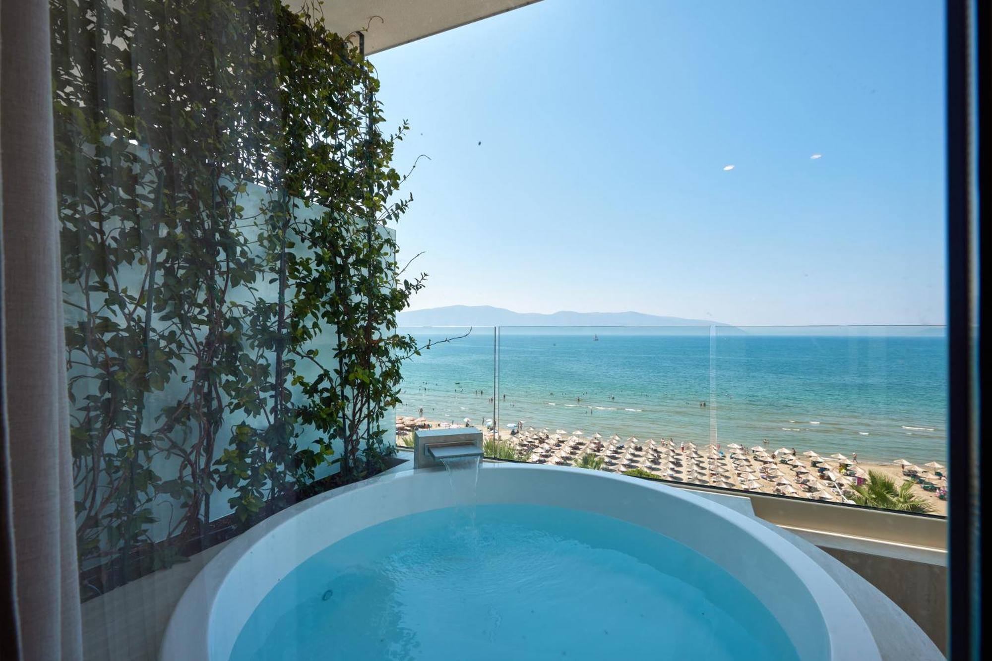 Vlorë Valis Luxury Hotel מראה חיצוני תמונה