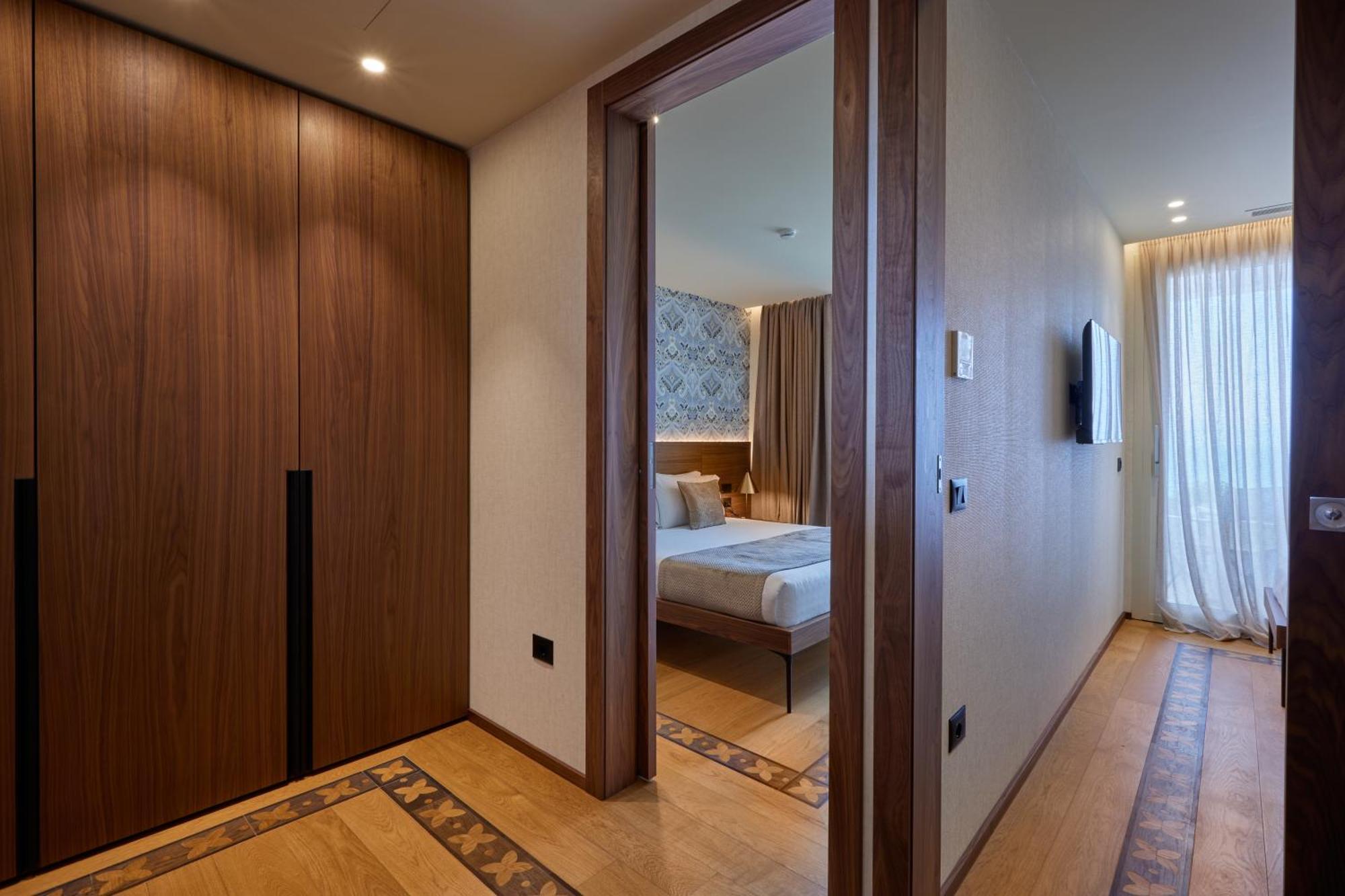 Vlorë Valis Luxury Hotel מראה חיצוני תמונה